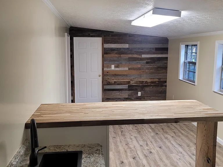 Den/dining