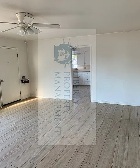 1111 S Central Ave #A — Photo 3