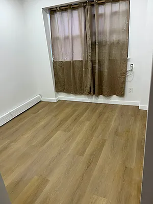 Rented by Greenland Group Realty | media 3