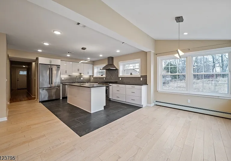 480 Parkway Dr #1 — Photo 9