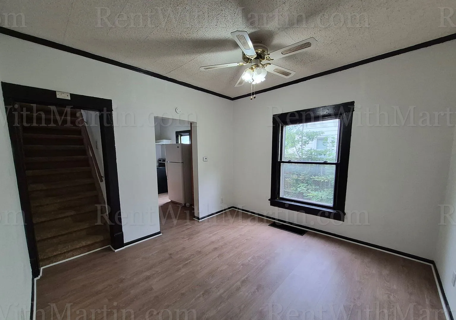 For Rent- 1020 Columbia *Pets Ok With Conditions* — Photo 3