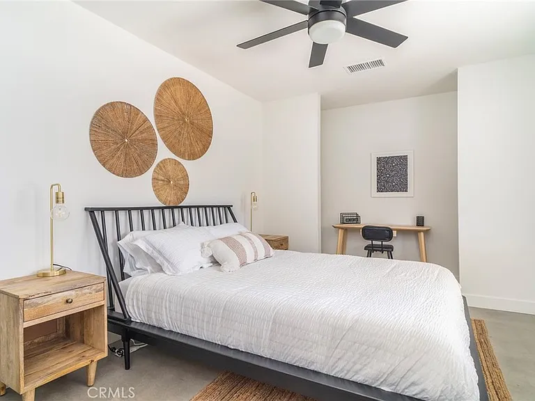 61660 Valley View Dr — Photo 11