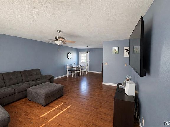 3rd image of 15315 Talent Ln
