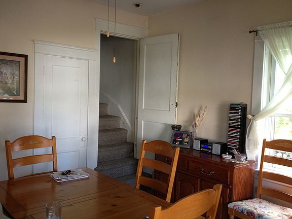 4th image of 69 Carey St