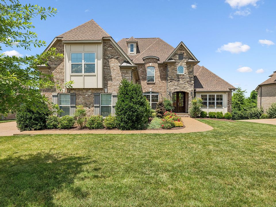 1st image of 427 Whitley Way