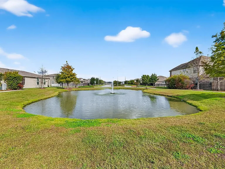 4418 Windmill Run Dr — Photo 37