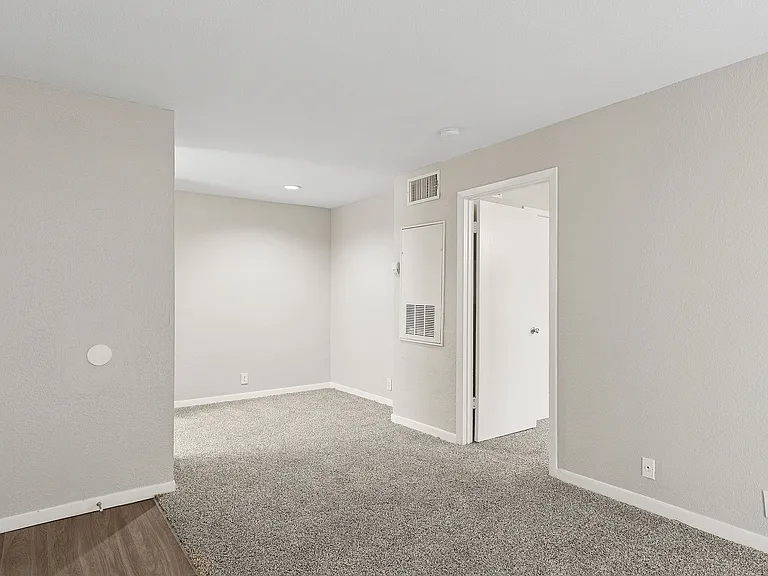 ReNew Andrews I & II — Photo 17