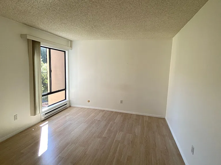 6 Admiral Dr #388 — Photo 17