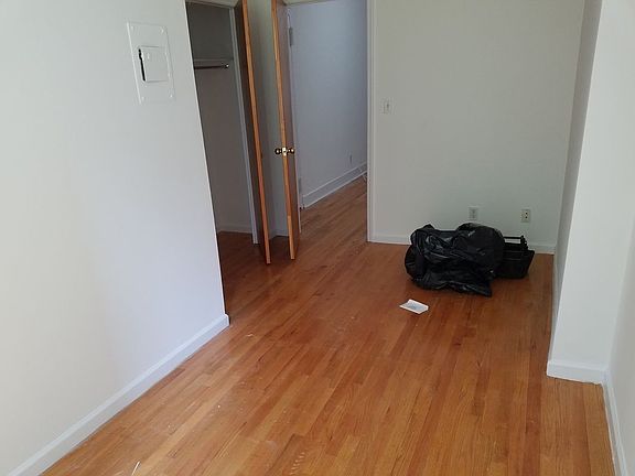 4th image of 528 E 83rd St APT 2E