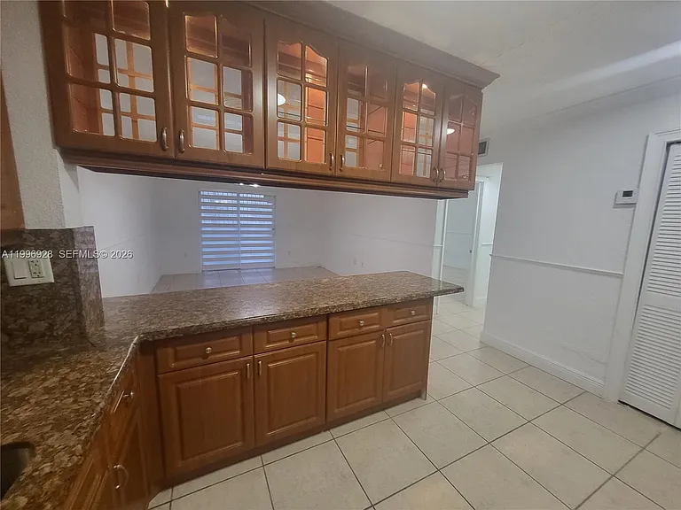 1275 W 35th St #29B — Photo 10