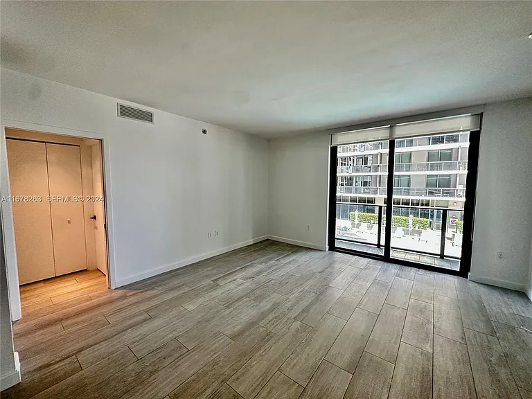 55 SW 9th St #1202 — Photo 6