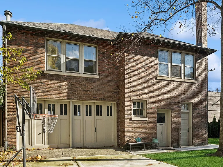 5237 S University Ave — Photo 11