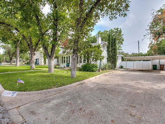 4th image of 1117 Algerita Dr