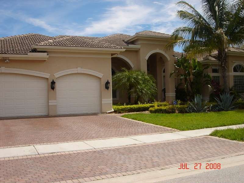 5 bedroom 3.5 bath