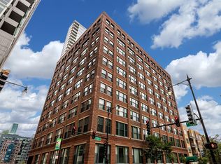 801 S Wells St APT 203, Chicago, IL 60607