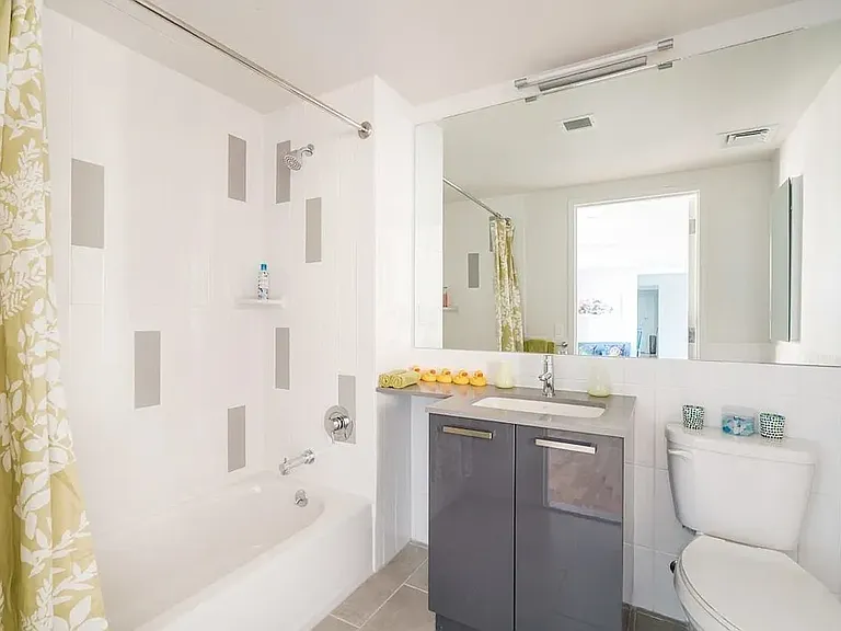 310 Clarkson Ave #202 — Photo 4