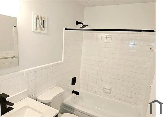5860 Highview Dr #2 — Photo 6