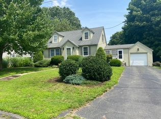 30 Ashley Rd, Holyoke, MA 01040