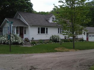 255 W Riverside Dr, Ionia, MI 48846