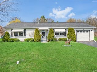 3215 Northway Dr, Sanborn, NY 14132