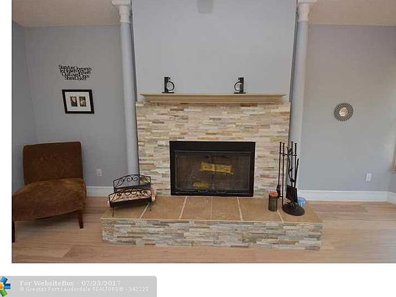 4th image of 2371 SW Monterrey Ln
