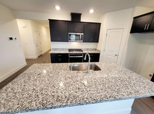 953 Osprey Dr, Lathrop, CA