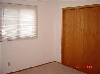 Large master bedroom, large closet