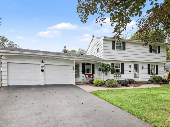 277 Countryshire Dr, Greece, NY 14626