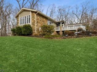 7 Woodruff Rd, Morristown, NJ 07960