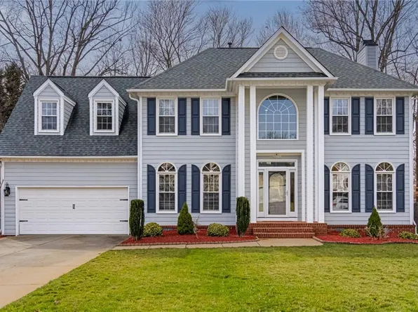 5205 Flintrock Ct, Greensboro, NC 27455