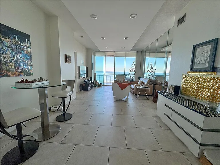 1560 Gulf Blvd #804 — Photo 5