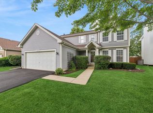 1024 Lakewood Cir, Naperville, IL 60540