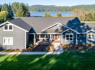 11714 N Hauser Lake Rd, Hauser, ID 83854