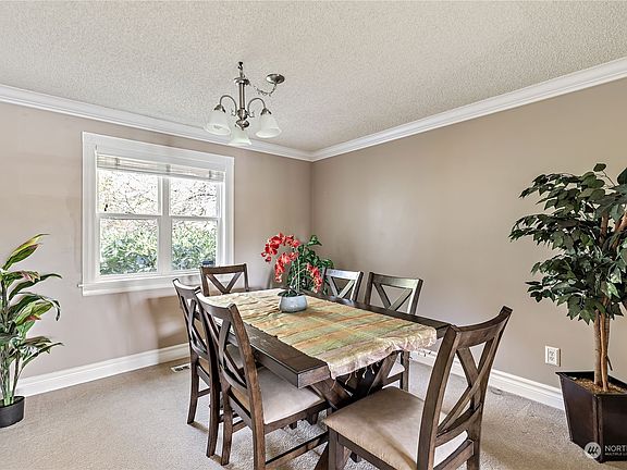 5th image of 24009 137th Avenue SE