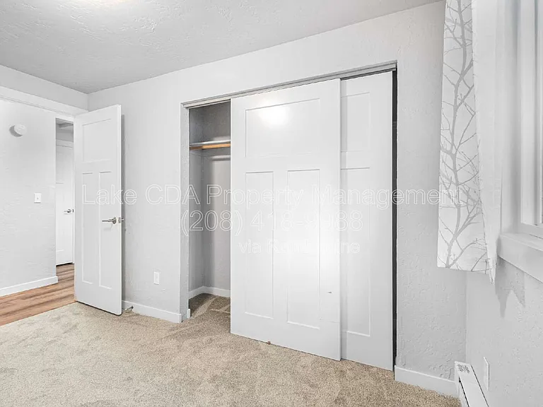 1419 E Stiner Ave #1419 — Photo 12