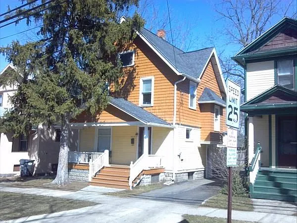 1315 Merrill St photo 1
