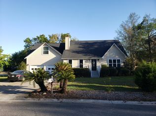 1443 Putnam Dr, Charleston, SC 29412