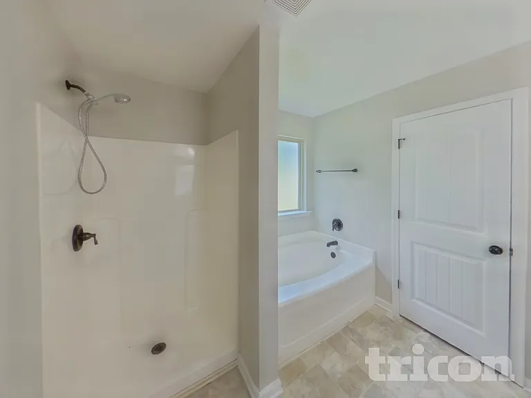 155 Hickory Hills Dr — Photo 13