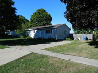 316 S James St, Standish, MI 48658