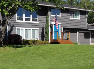 2413 Birch St, Bellingham, WA 98229