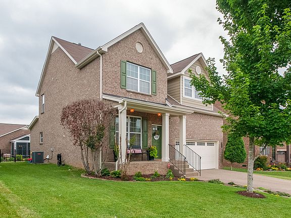 4th image of 4989 Maxwell Landing Dr