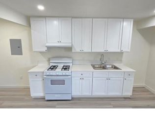 1019 Lewis Ave #16-17, Long Beach, CA 90813