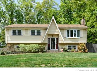 215 Illinois Ave, Bristol, CT 06010