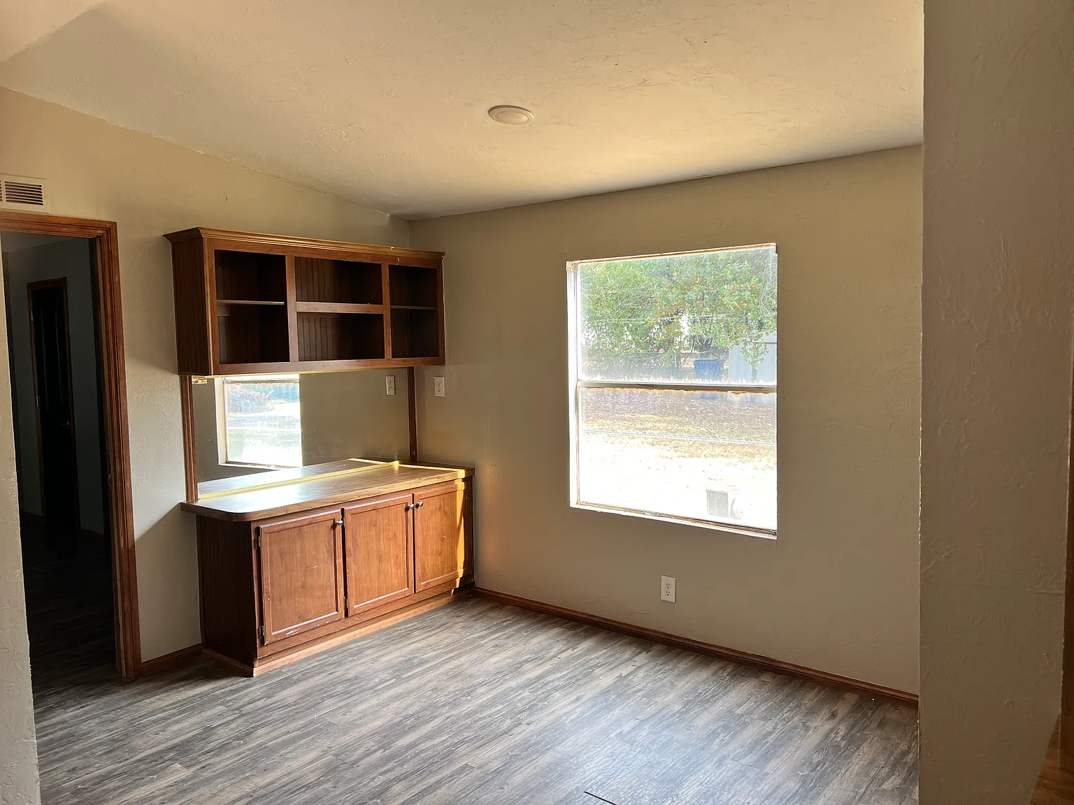 3 bed, 1280 sqft, $1,050 — Photo 3