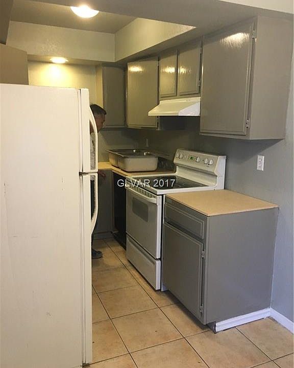 2nd image of 2781 Eldora Cir APT A