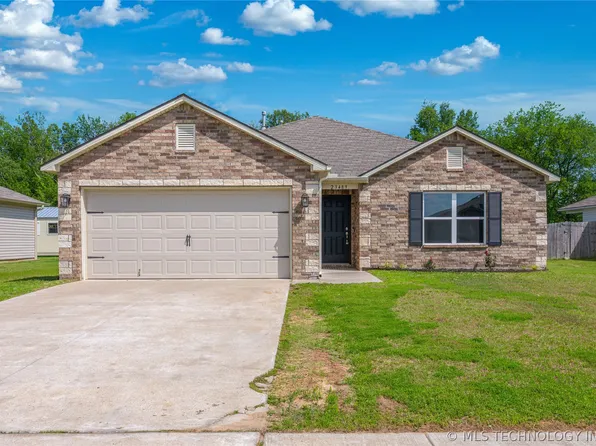 23489 S Donna Ln, Claremore, OK 74019