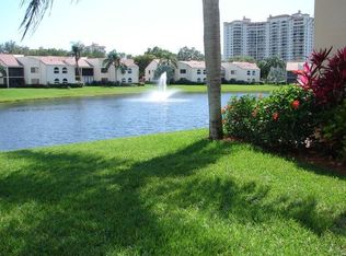 571 Beachwalk Cir APT 103, Naples, FL 34108