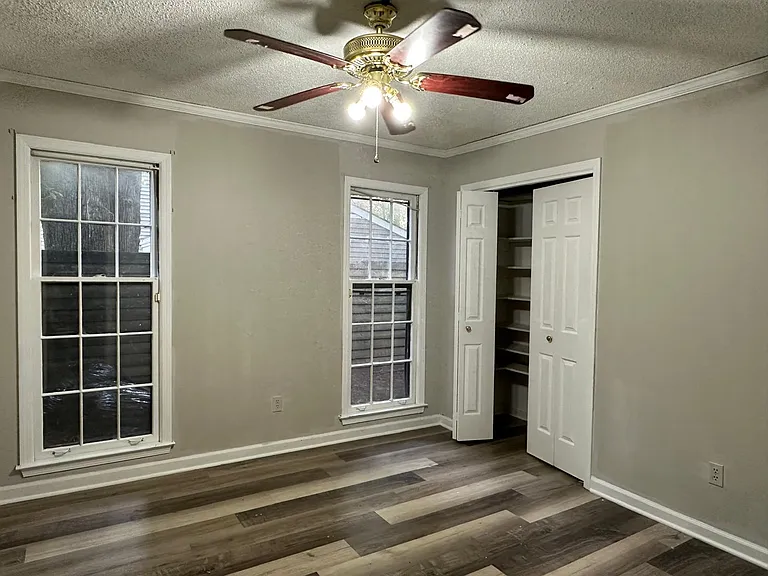 8588 Kettering Dr — Photo 16