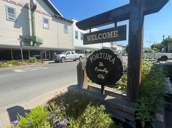 921 N St, Fortuna, CA 95540