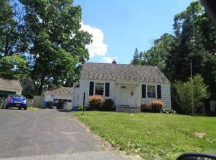 22 South Ct, Meriden, CT 06450